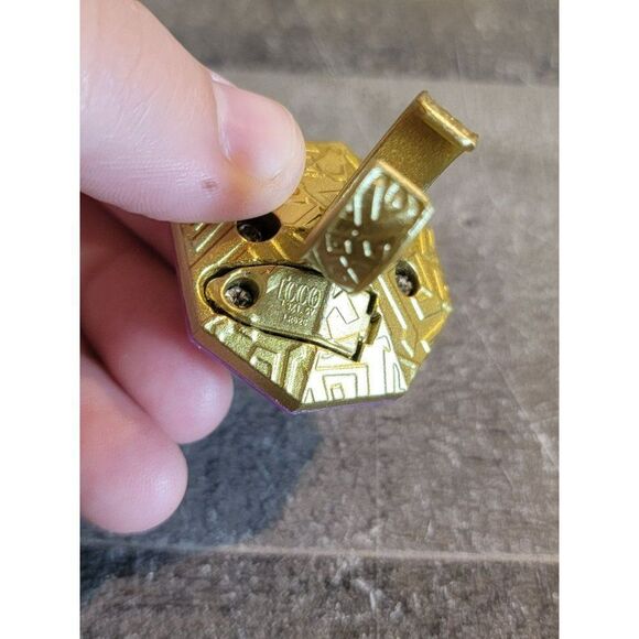 Youth light up purple Crystal Ring toy figure accessory - Picture 3 of 4